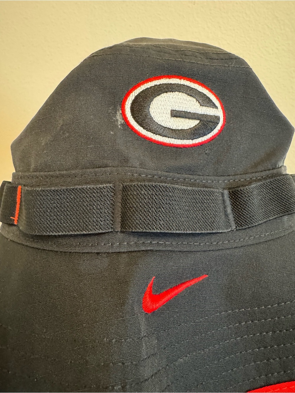 Nike Georgia Sideline Apex Boonie
Dri-FIT College Bucket Hat - Picture 4 of 9
